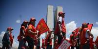 De acordo com a CNTE, a expectativa é que o ato abra caminho para uma audiência com a presidenta Dilma Rousseff  Foto: Marcelo Camargo / Agência Brasil