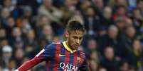 <p>Neymar teve atuação discreta, mas sofreu pênalti para o terceiro gol do Barcelona</p>  Foto: AFP