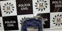 A droga seria arremessada para um detento do pres&iacute;dio   Foto: Divulga&ccedil;&atilde;o / Pol&iacute;cia Civil