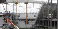 <p>Arena Corinthians depende de estruturas tempor&aacute;rias para receber a Copa</p>  Foto: Reuters
