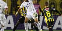 <p>Último clube de Adriano foi o Atlético-PR, de onde foi dispensado em abril</p>  Foto: AP