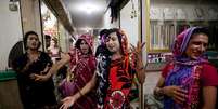 "Hijras" em Bangladesh - transgêneros são temidos e respeitados na Índia  Foto: Getty Images 