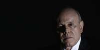 <p>Segundo Mantega, companhia est&aacute; acumulando e duplicando as reservas</p>  Foto: Ueslei Marcelino / Reuters