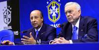 <p>Del Nero e José Maria Marin: CBF vai processar juíza que deu liminar pró-Portuguesa</p>  Foto: Daniel Ramalho / Terra