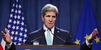 <p>Secretário de Estado dos EUA, John Kerry fala à imprensa após reunião sobre a situação na Ucrânia, em Genebra, ensta quinta-feira, 17 de abril</p>  Foto: Reuters