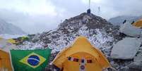 <p>O brasileiro estava com acampamento montado abaixo de onde ocorreu a avalanche no Everest</p>  Foto: Rosier Alexandre / Divulgação