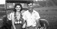 Kenneth e Helen Felumlee em foto dos anos 40  Foto: Zanesville Times Recorder / Reprodução