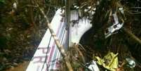 <p>Destroços do bimotor foram encontrados em mata ao oeste do Pará</p>  Foto: Tenente Memoria / Polícia Militar 