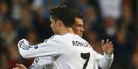 Real comemora gol de Benzema  Foto: Reuters
