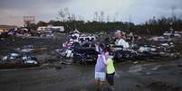 Tornado causou destruição na cidade de Mayflower, no Estado de Arkansas  Foto: Kathryn Piotrowski / Reuters