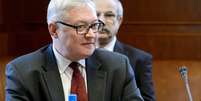 <p>O vice-ministro das Relações Exteriores da Rússia, Sergei Ryabkov, na sede das Nações Unidas em Genebra, em 15 de outubro de 2013</p>  Foto: Reuters