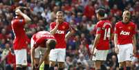 Jogadores do Manchester United lamentam revés no Old Trafford  Foto: Reuters
