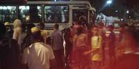 <p>Cerca de 100 jovens se envolveram no tumulto na noite de s&aacute;bado, 3 de maio</p>  Foto: Yala Sena / Especial para Terra