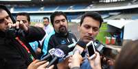Rui Costa ainda n&atilde;o definiu onde o Gr&ecirc;mio treinar&aacute; no per&iacute;odo de Copa do Mundo  Foto: Lucas Uebel/Gr&ecirc;mio / Divulga&ccedil;&atilde;o