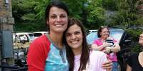 <p>Kristin Seaton e Jennifer Rambo são o primeiro casal homossexual a se casar no Arkansas</p><p> </p>  Foto: Twitter