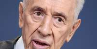 <p>Presidente de Israel, Shimon Peres, responde a perguntas durante uma confer&ecirc;ncia de imprensa em Oslo, em 13 de maio</p>  Foto: Reuters