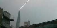 <p>O edifício Shard, em Londres, tem 310 metros de altura</p>  Foto: BBC News Brasil