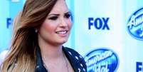 Na apresentação do American Idol, Demi Lovato mostrou o novo cabelo com mechas e sidecut  Foto: Getty Images