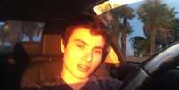 <p>Elliot Rodger, filho de um diretor de Hollywood, esfaqueou três pessoas até a morte em seu apartamento antes de atirar em outras três vítimas na noite de sexta</p>  Foto: Youtube / Reprodução