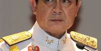 <p>General Prayuth Chan-ocha disse que foi formalmente endossado pelo rei como chefe do conselho militar que governará o país</p>  Foto: AP