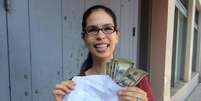 <p>Cassandra Mercury encontrou US$ 145 no Estúdio de Gravação, em Firehouse</p>  Foto: Twitter