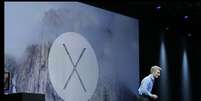 Vice-presidente de engenharia da Apple, Craig Federighi apresenta o Mac OS X Yosemite  Foto: Jeff Chiu / AP