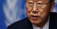 <p>O secretário-geral da ONU, Ban Ki-moon, foi a Trípoli para apoiar o movimento que pretende levar estabilidade à Líbia</p>  Foto: Denis Balibouse / Reuters