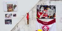 <p>Torcida do Internacional se re&uacute;ne em torno do Beira-Rio em homenagem a Fernand&atilde;o</p>  Foto: Itamar Aguiar / Futura Press
