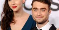 Erin Darke e Daniel Radcliffe foram ao 68º Tony Awards, no Radio City Music Hall, em Nova York  Foto: Getty Images 