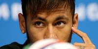 <p>Neymar em sua primeira entrevista oficial para a Copa do Mundo</p>  Foto: Ricardo Matsukawa / Terra