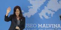 A ocupação "militar" britânica das Malvinas é "uma das formas de colonialismo mais obsoletas" e "a Argentina é um país de paz", disse a presidente argentina  Foto: EFE