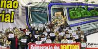 Metroviários pedem reintegração dos funcionários demitidos durante a greve  Foto: Divulgação