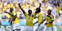 <p>Armero abriu o placar para os colombianos e dançou para comemorar</p>  Foto: AP