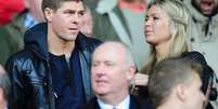 <p>Em 2007, Steven Gerrard teve sua residência na Inglaterra invadida por bandidos durante partida do Liverpool disputada na França</p>  Foto: Getty Images 