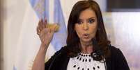 <p>Cristina Kirchner não assistirá a decisão da Copa no Brasil</p>  Foto: Victor R. Caivano / AP