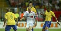 Mesmo veterano, Zidane comandou a França na vitória sobre o Brasil na Copa de 2006. Craque foi considerado o melhor jogador da competição  Foto: Getty Images