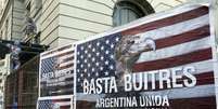 <p>Argentina foi levada &agrave; beira de novo calote por decis&otilde;es judiciais americanas</p>  Foto: Enrique Marcarian / Reuters