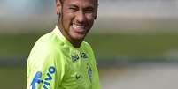 Neymar em treino da Seleção: A pessoa que eu mais amo há dois anos é o Neymar. Amo a energia dele. É gênio, diz Gloria Coelho  Foto: Getty Images 