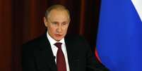 <p>Presidente russo, Vladimir Putin discursa durante um encontro com embaixadores russos, enviados e diplomatas na sede do Ministério do Exterior, em Moscou, nesta terça-feira, 1 de julho</p>  Foto: Maxim Zmeyev / Reuters