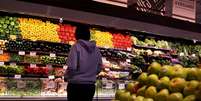 <p>Com alta de 4,2%, setor de supermercados, hipermercados, alimentos e bebidas acumula o melhor desempenho neste ano</p>  Foto: Getty Images 