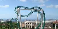 <p>A montanha-russa 'Inferno' do parque Terra Mitica foi inaugurada em 2007</p>  Foto: Twitter