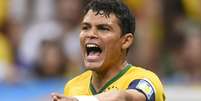 <p>Capit&atilde;o brasileiro, Thiago Silva lamentou mais uma derrota brasileira</p>  Foto: FABRICE COFFRINI / AFP