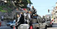 Policiais iniciaram a operação no início da manhã desta quarta-feira  Foto: José Lucena / Futura Press