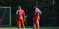 <p>Kak&aacute;, Pato, Ganso, Lu&iacute;s Fabiano e Kardec n&atilde;o devem entrar em campo juntos</p>  Foto: saopaulofc.net  / Reprodu&ccedil;&atilde;o