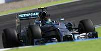 Rosberg supera Hamilton em primeiro treino livre  Foto: Reuters