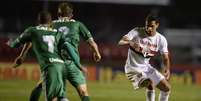 <p>Alan Kardec passou em branco na estreia no Morumbi</p>  Foto: Marcelo Pereira / Terra