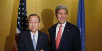 <p>Chanceler americano (à dir.) participou de um encontro com o secretário-geral das Nações Unidas, Ban Ki-moon</p>  Foto: Charles Dharapak / Reuters