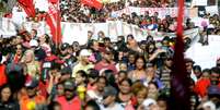 <p>MTST fez protesto em frente &agrave; Secretaria Municipal de Habita&ccedil;&atilde;o</p>  Foto: Alan Morici / Terra