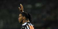 <p>Ronaldinho fez sua última partida na Recopa Sul-Americana</p>  Foto: Gal Schweizer/STR / Getty Images 