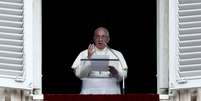 <p>O papa Francisco pediu paz na Ucr&acirc;nia e no Oriente m&eacute;dio, na tradicional missa do &Acirc;ngelus, neste domingo</p>  Foto: Alessandro Bianchi / Reuters